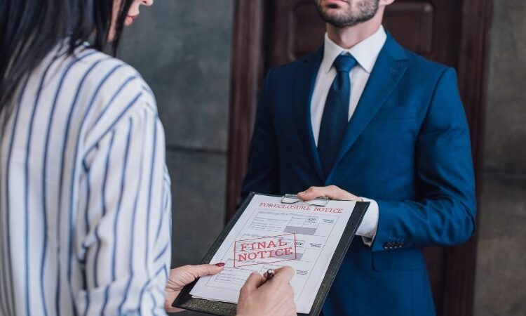 When should you use a debt collection agency to help your business