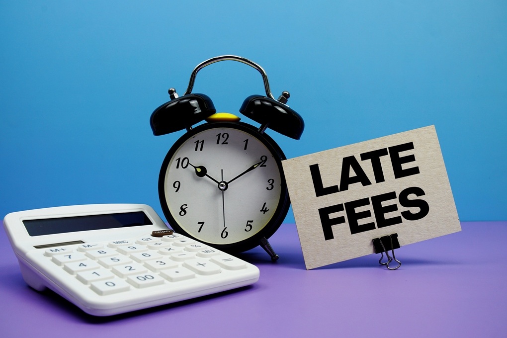 Mandatory Statutory Interest on Late Invoices: How to Calculate in 2025